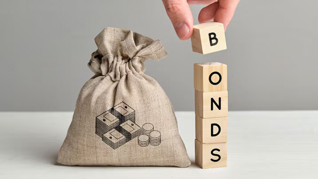 Treasury Bonds vs Corporate Bonds: Which Is Right for You?